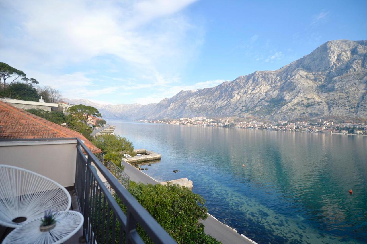House 44 Seafront Apartments Kotor Exterior photo