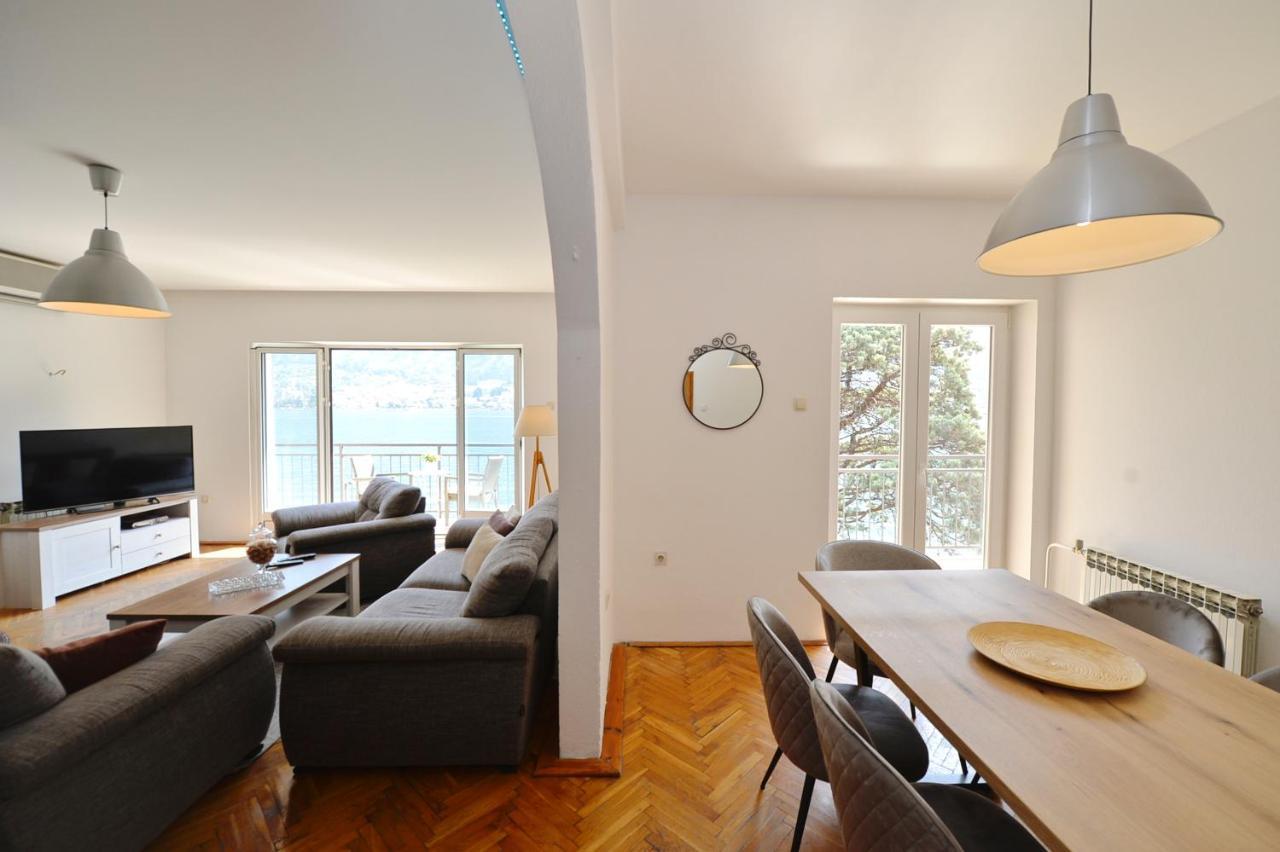 House 44 Seafront Apartments Kotor Exterior photo