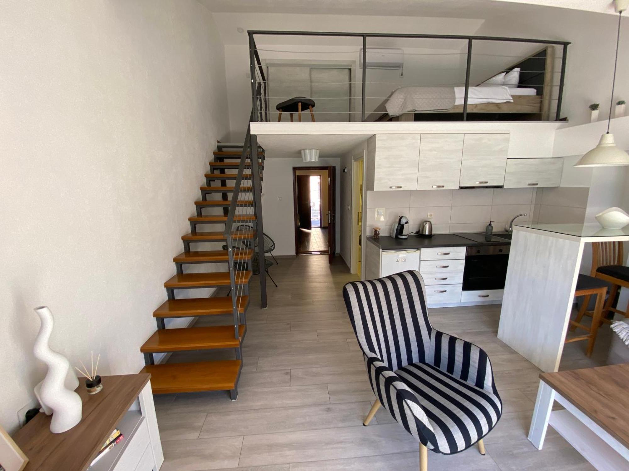 House 44 Seafront Apartments Kotor Exterior photo