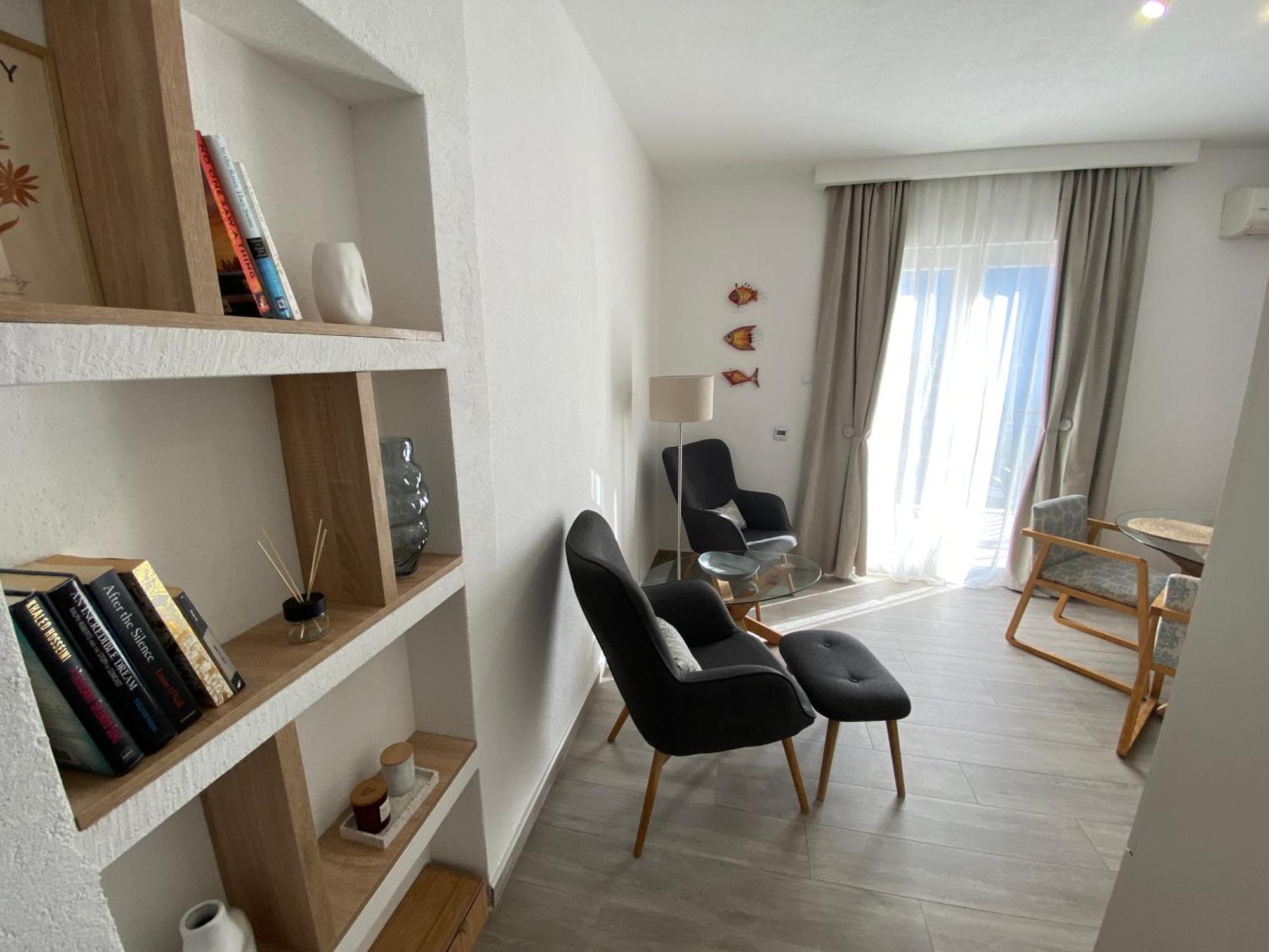 House 44 Seafront Apartments Kotor Exterior photo