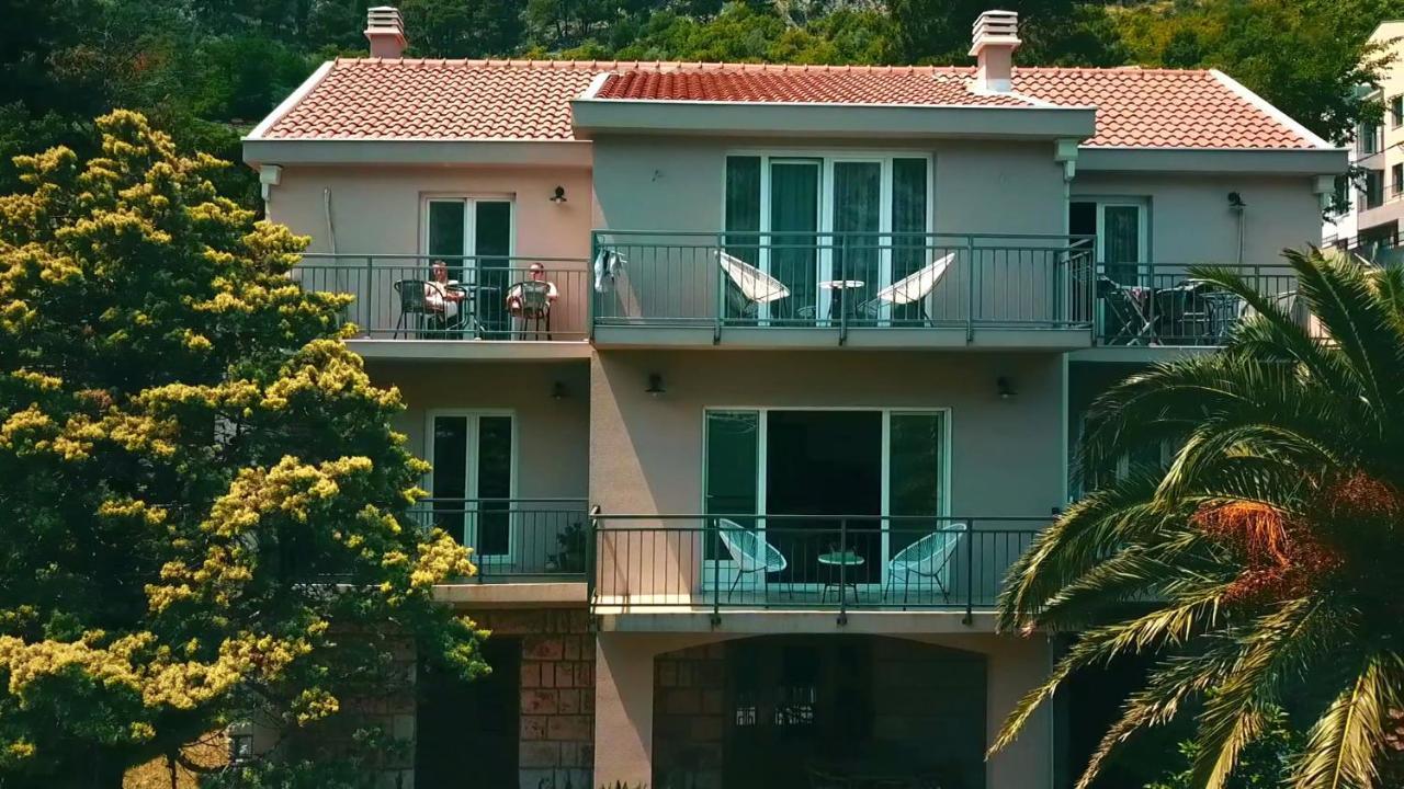 House 44 Seafront Apartments Kotor Exterior photo