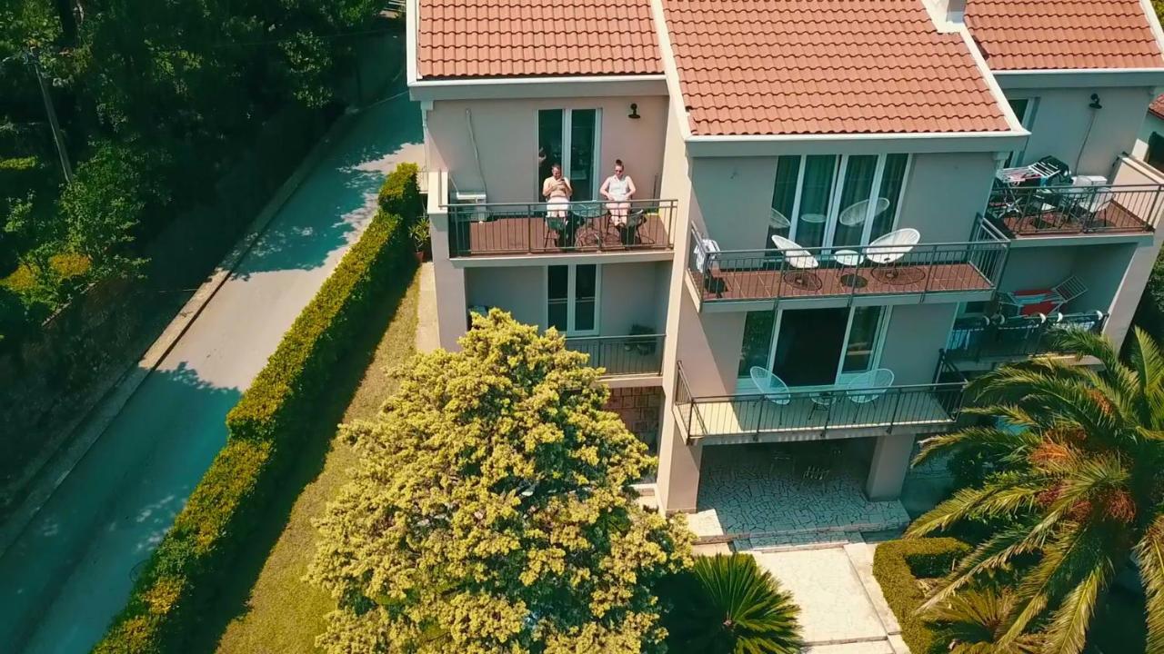 House 44 Seafront Apartments Kotor Exterior photo