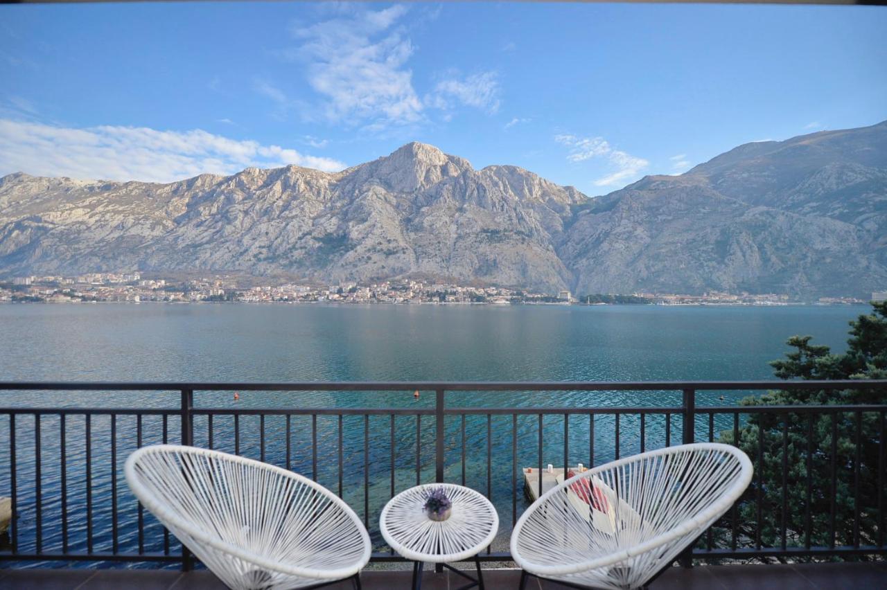 House 44 Seafront Apartments Kotor Exterior photo